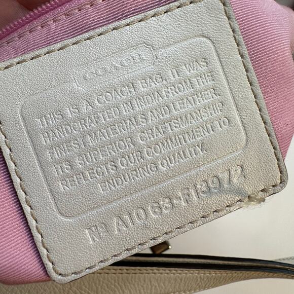 Vintage Y2K Coach Monogram Canvas and Leather Shoulder Bag - Picture 14 of 14